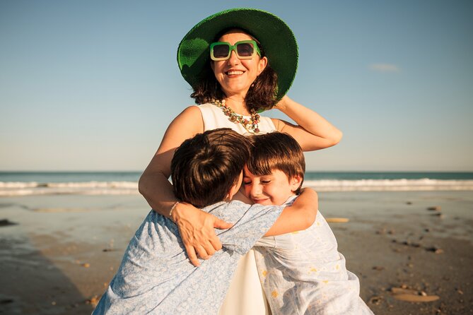 Your Unforgettable Candid Family Photos at the beach - Good To Know