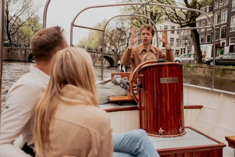Amsterdam: Private Canal Cruise with snacks and drinks - The Value of the Experience