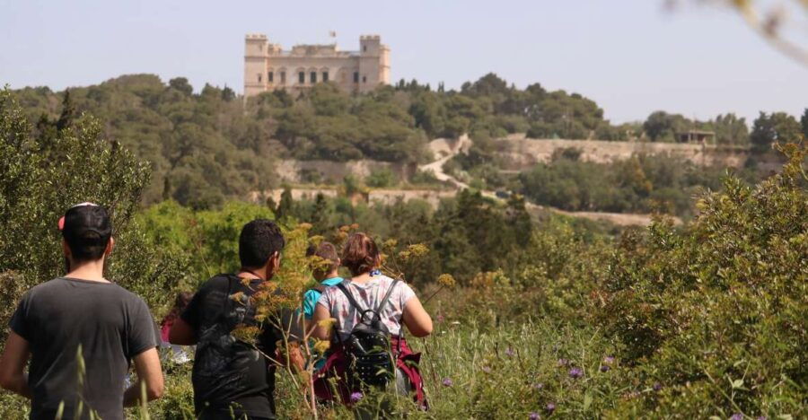 Buskett Woodlands and Dingli Cliffs Private Nature Tour - Exploring Gar il-Kbir: The Mysterious Caves and Ancient Pathways