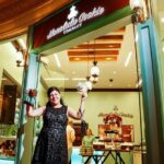 Las Vegas Strip Food Tour - Moving Through the Vegas Strip