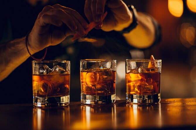 Lost Legends of Texas Pub Crawl in Austin - Practical Tips for the Tour