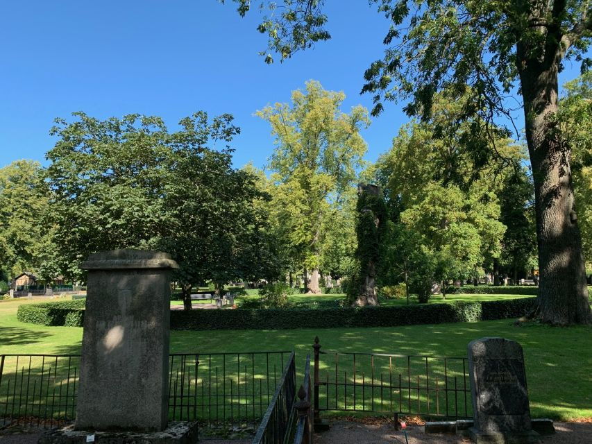 Malmö: 3-Hour Guided Walking Tour - Starting Point and First Impressions
