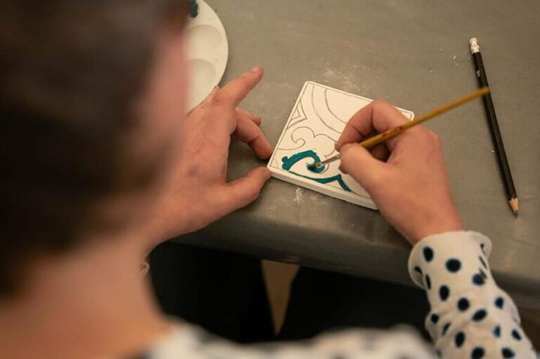 Maltese Tile - Souvenir painting workshop with local - Why This Experience Is a Great Choice