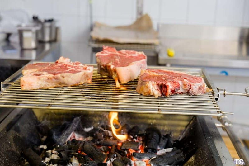 MasterSteak: Learn to cook the perfect Florentine steak - Who Would Enjoy This Experience?