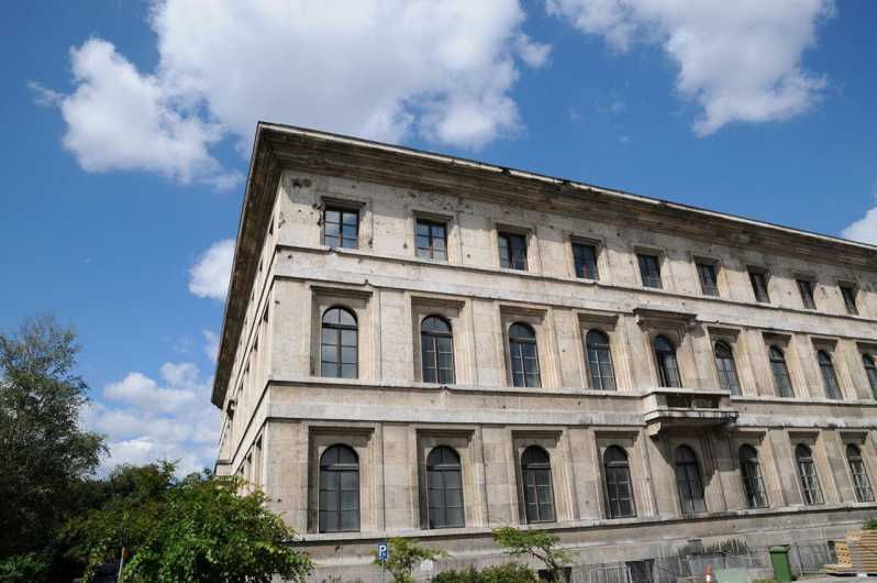 Munich: Private or Group Third Reich and WWII Walking Tour - Authenticity and Emotional Impact
