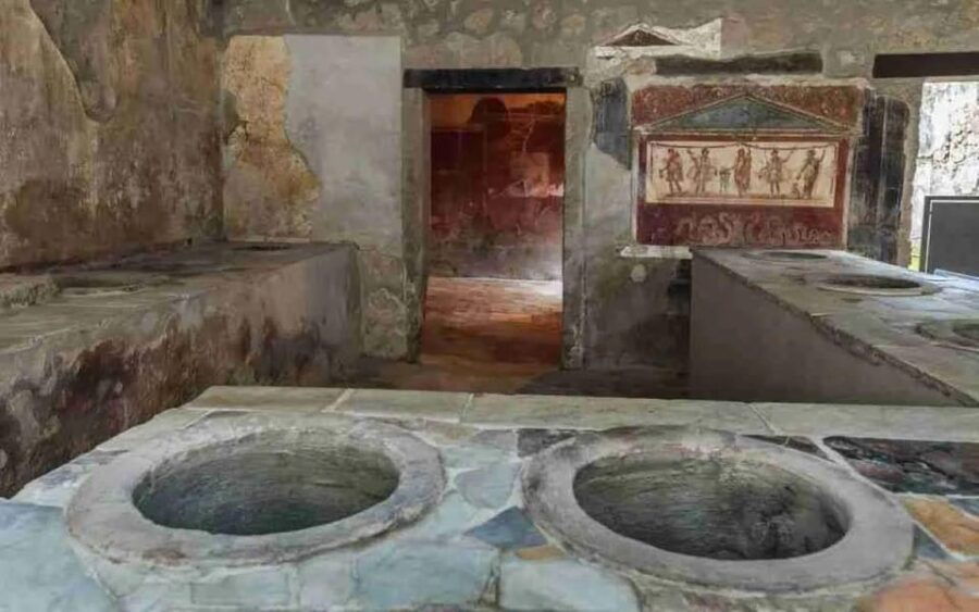 Naples: Private City Tour With Pompeii Day Trip - What does the itinerary really mean for travelers?