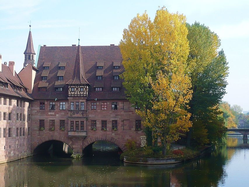 Nuremberg 2-Hour Old Town Highlights Walking Tour in English - What Makes This Tour a Good Deal?