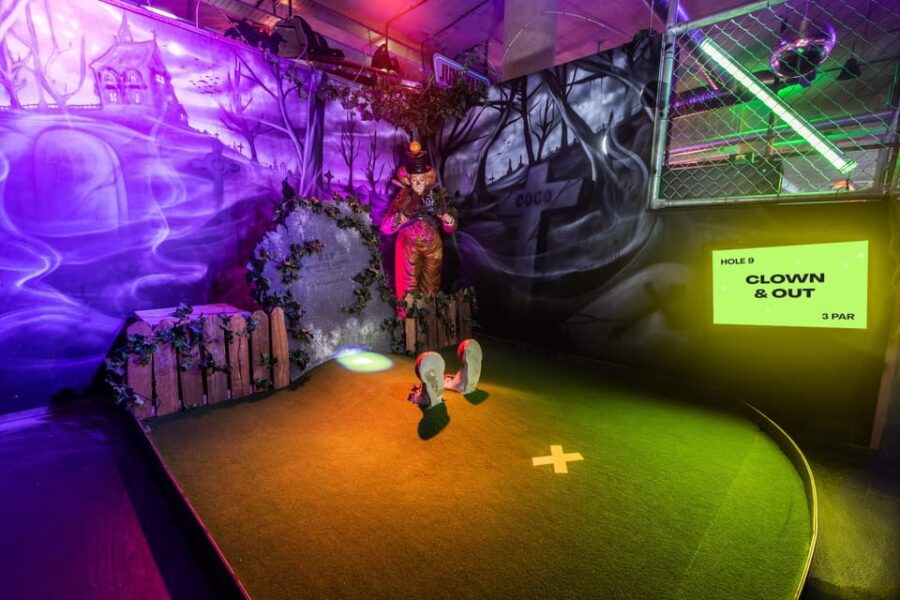 Oxford: Junkyard Golf Tickets for 9 or 18 Holes - The Sum Up