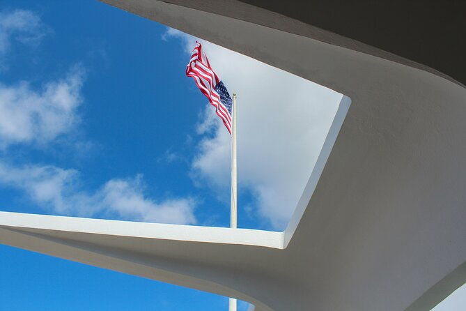 Pearl Harbor Arizona Memorial - The Real Experiences