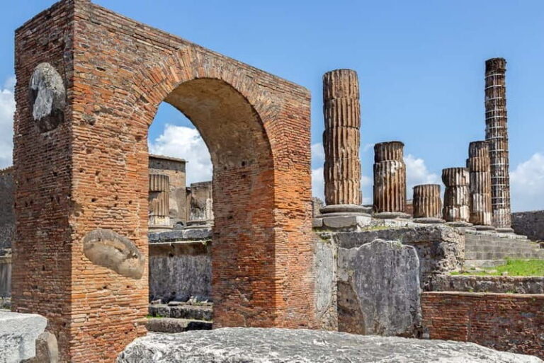 Pompeii & Herculaneum Tour with an archeologist - What Travelers Are Saying