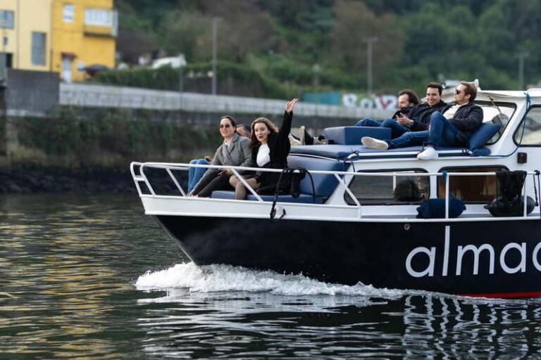 Porto: 6 Bridges and Sunset Boat Cruise with Welcome Drink - Exploring Porto’s 6 Bridges and the Scenic Route