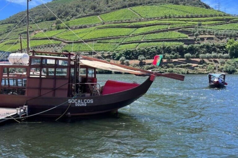 Porto: Douro Valley Tour w/ 3 Tastings, Lunch, & Opt. Cruise - Indulging in Flavors: Nuts, Bread, Honey, and Wines
