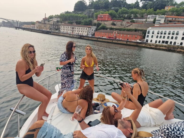 Porto: Private 6 Bridges Tour, welcome drink & sunset option - A Detailed Look at the Porto Private 6 Bridges Tour
