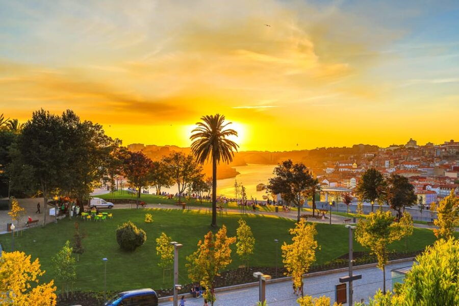 Porto: Private Sunset Walking Tour with Port Wine and Views - Unbeatable Sunset Viewpoints