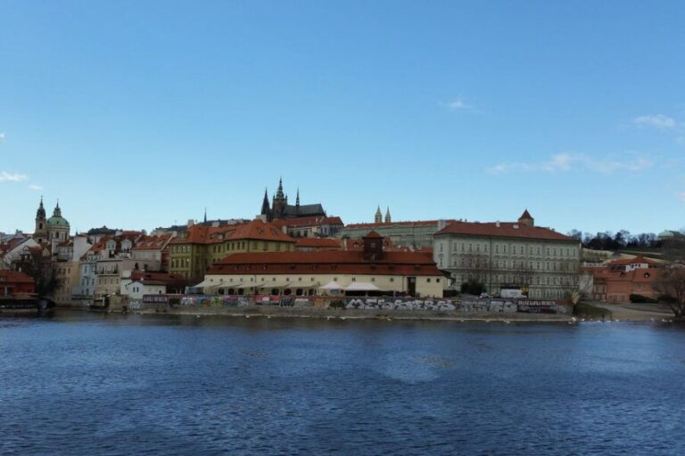 Prague: Historic City Center Bus Tour with Top Sights - What Makes This Tour Stand Out?