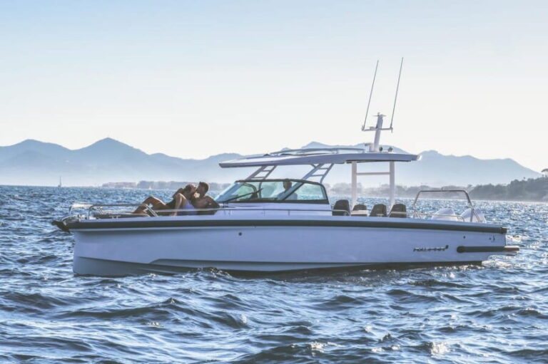 Private Boat Trip Hydra & Poros to Explore Saronic Islands - Detailed Breakdown of the Itinerary