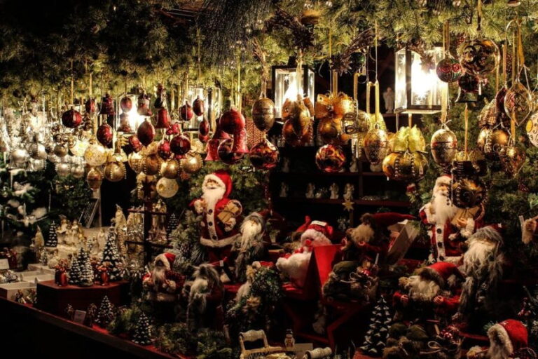 Private Christmas trip from Prague to Vienna, in English - Cost Analysis and Value