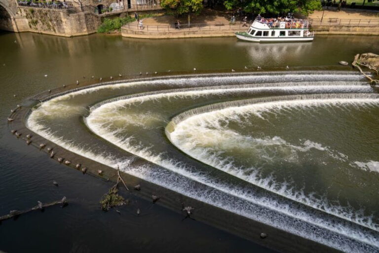 Private Luxury Day Tour of Stonehenge and Bath from Oxford - Who Would Enjoy This Tour?