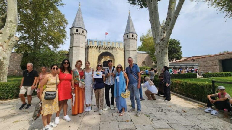 Private Topkapi Palace and Harem Tour with Skip Line Entry - Pricing and Value
