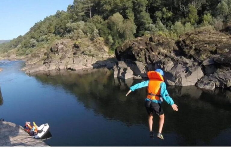 RADICAL ADVENTURE IN MELGAÇO: RAFTING ON THE MINHO RIVER - Who Should Consider This Experience?