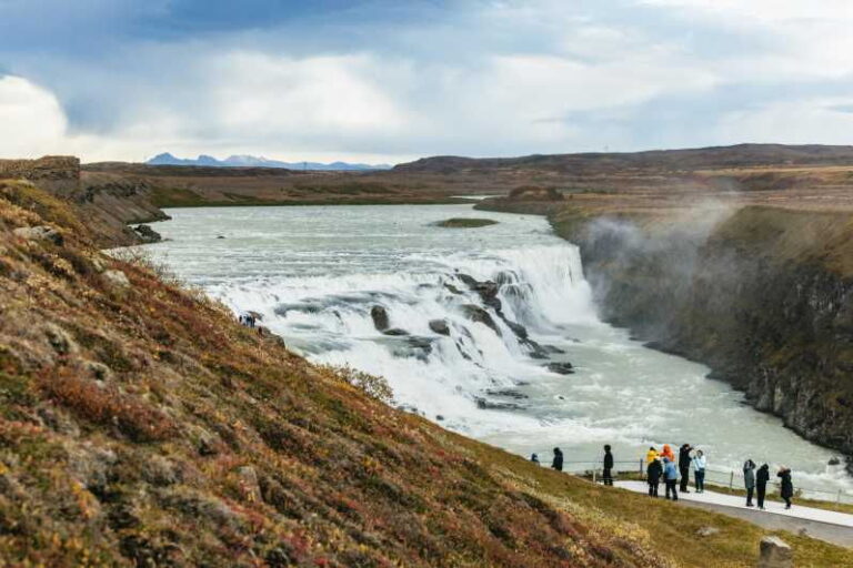 Reykjavik: Golden Circle, Kerid, and Fridheimar Minibus Tour - Why This Tour Stands Out