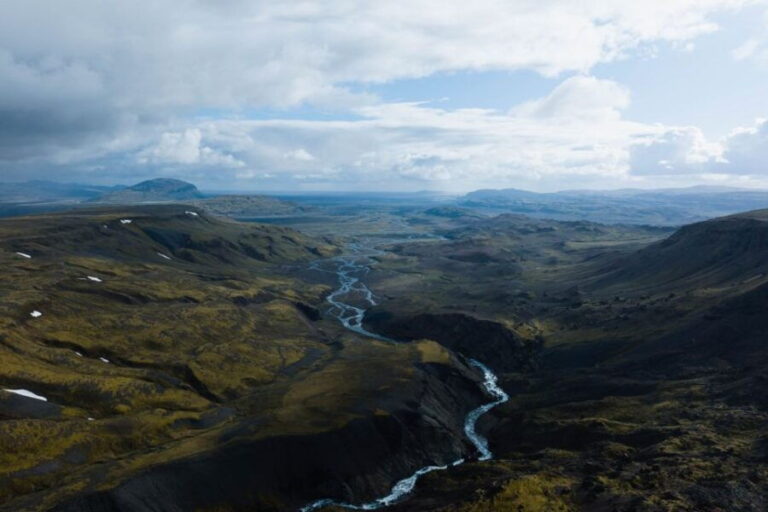 Reykjavík: Landmannalaugar Hike w. Photos & Valley of Tears - The Drive & Logistics: What You Need to Know