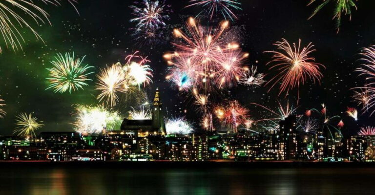 Reykjavik: New Years Fireworks Midnight Cruise - FAQ