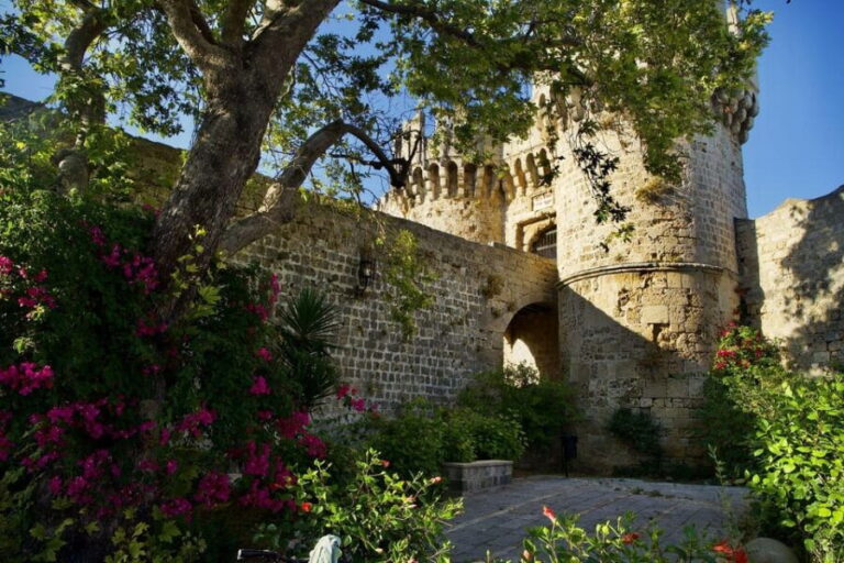 Rhodes: Jewish Quarter and Synagogue Private Tour - Discovering Rhodes’ Jewish Quarter