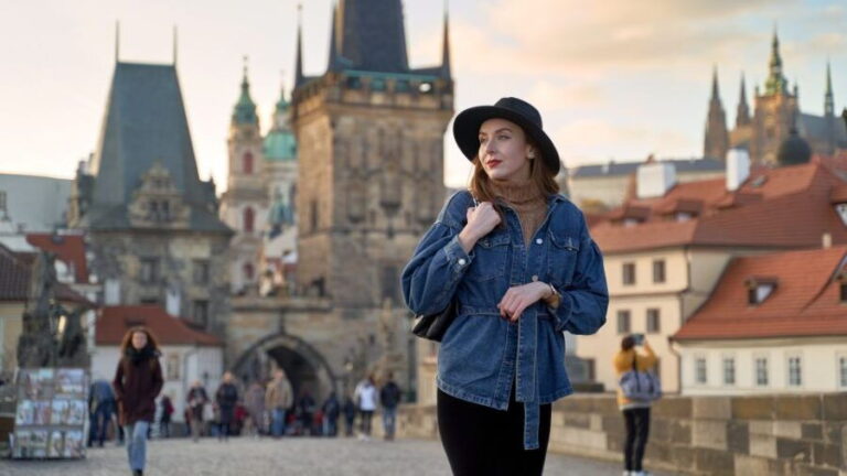 Romantic Photoshoot Experience for Couples in Prague - The Itinerary: What to Expect
