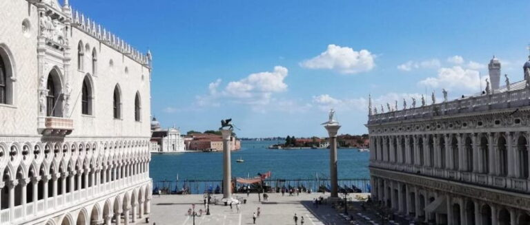Rome: Venice Day Trip with Islands Cruise and City Walk - Who Is This Tour Best For?