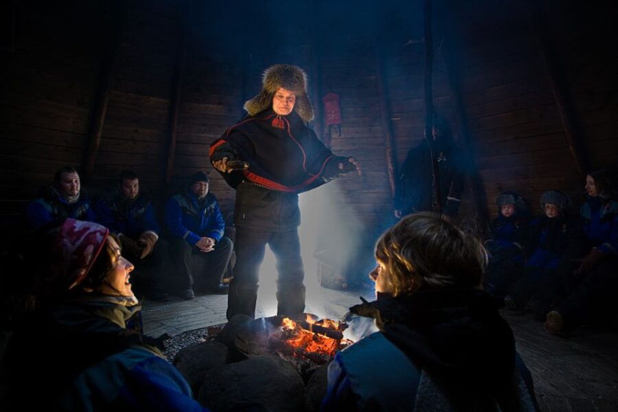 Rovaniemi: Santas Village & Snowmobiling to Reindeer Farm - Exploring the Tour Itinerary