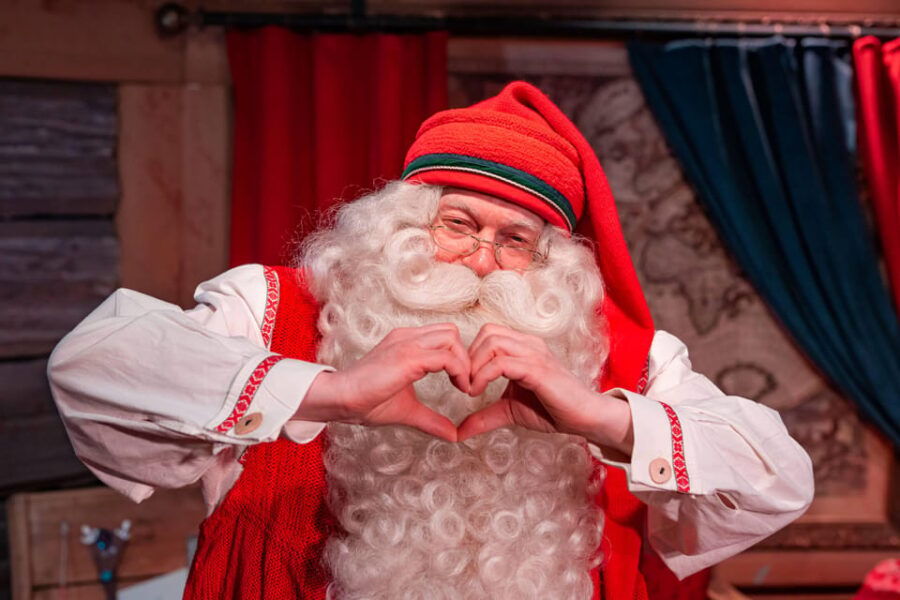 Rovaniemi: Tour to Santa Claus Village with Hotel pick up - What Makes This Tour Stand Out?