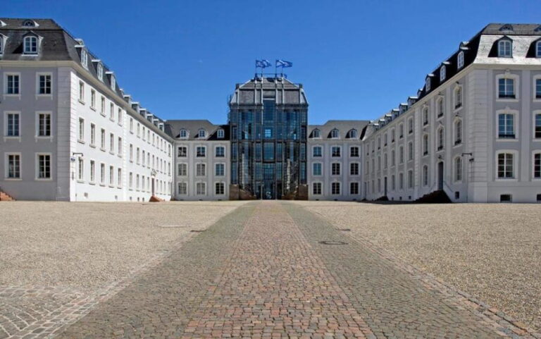 Saarbrücken: Express Walk with a Local - Deep Dive into the Itinerary and Experience