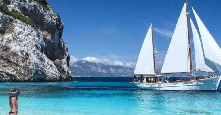 Sailing ship in exclusive, tour around the Gulf of Orosei - Who Is This Tour Best For?