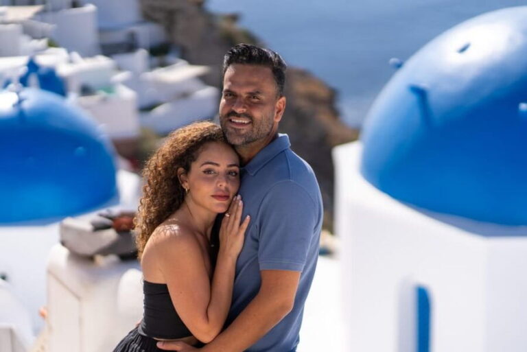 Santorini: Photo Session with a Professional Photographer - Why This Tour Stands Out  