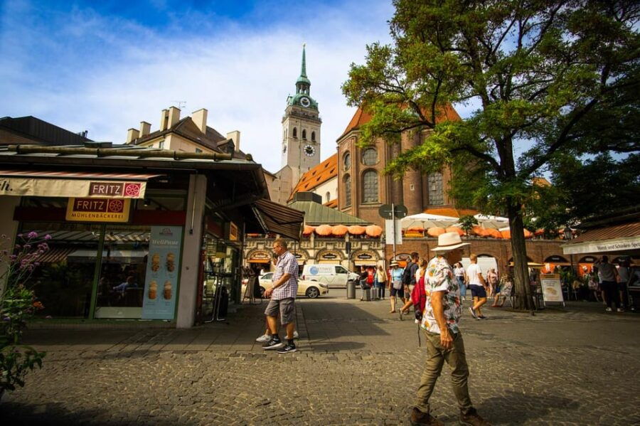 Short & sweet: Tasting the Viktualienmarkt - The Value of the Experience