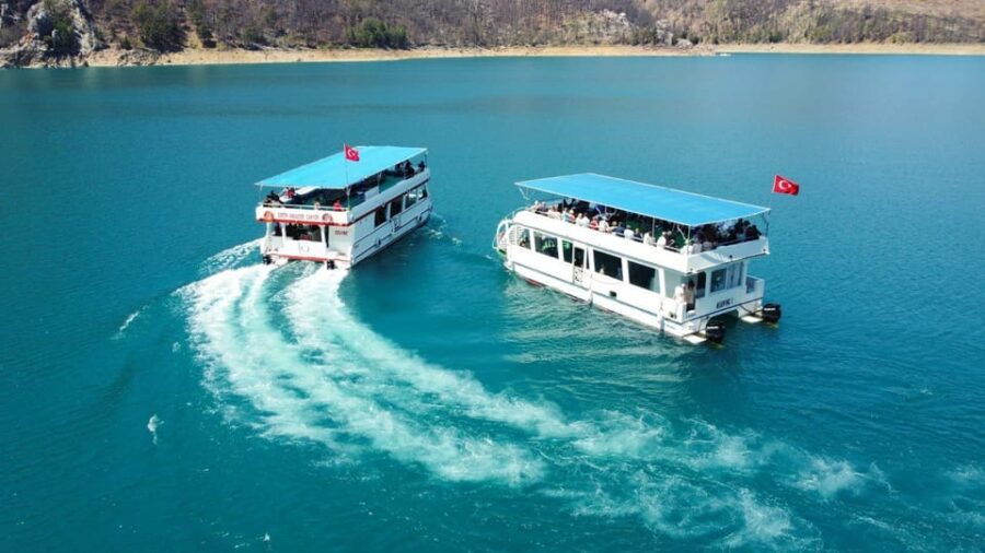 Side: Cabrio Bus and Boat Day Trip at the Green Lake - Transport and Group Size