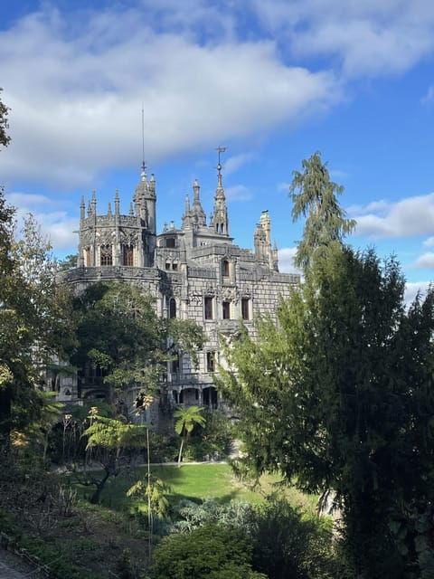 Sintra Highlights: Private Local Tour - Palaces & Views - Discovering Sintra’s Mountain Attractions
