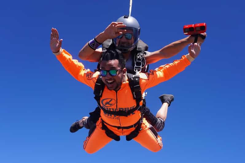 Skydive Algarve: Tandem Skydiving 10.000ft (up to 15.000ft) - The Full Itinerary