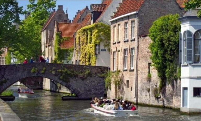 Small-Group Bruges Tour with opt Canal Cruise from Zeebrugge - What We Loved About the Tour