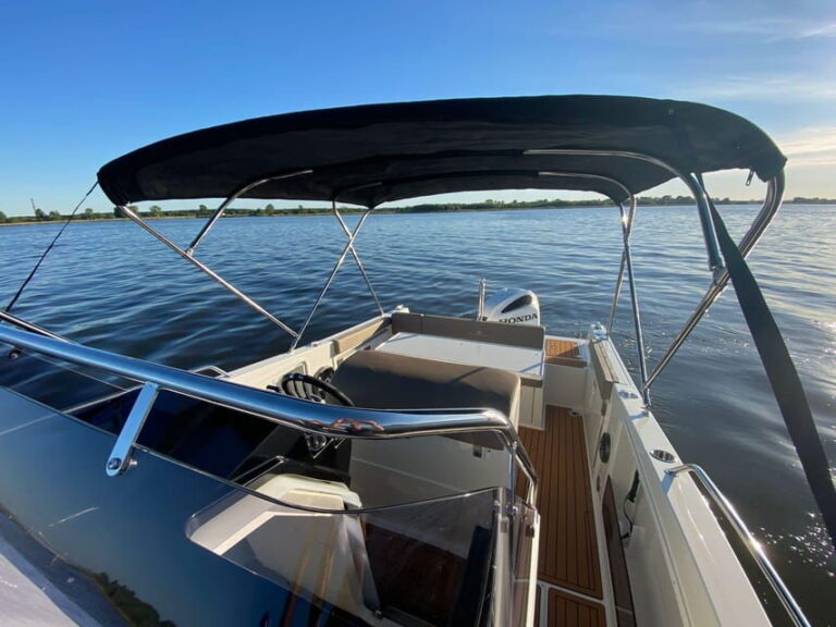 Sopot: Boat Cruise from Sopot Marina to Gdask Old Town - The Experience Onboard
