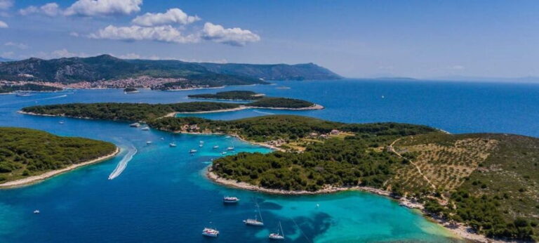 Split: Blue Cave & 5 Island Tour - The Experience on the Water