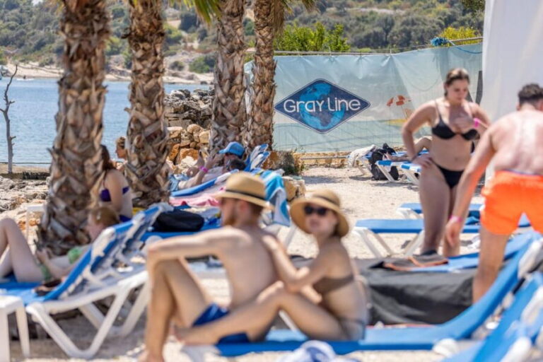 Split: Blue Lagoon, Shipwreck, and olta Cruise with Lunch - What’s Included and What’s Not