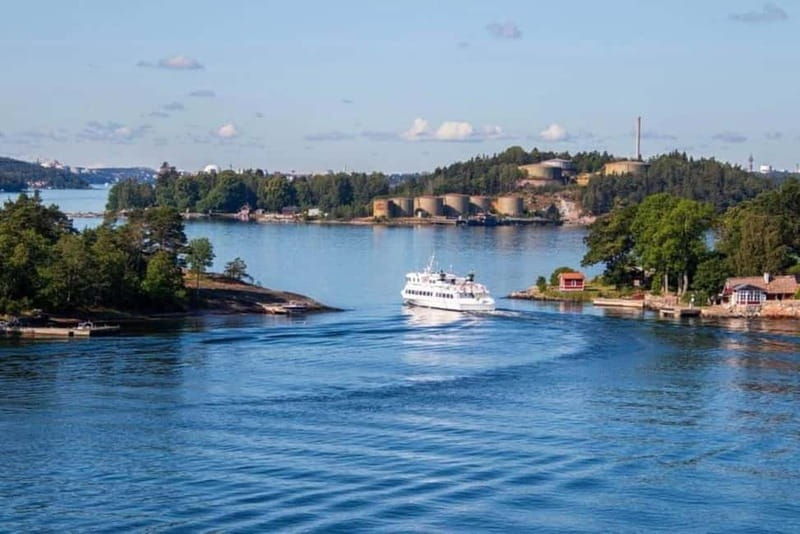 Stockholm: Archipelago Guided Boat & Walking Tour of Vaxholm - The Vaxholm Experience: What You’ll Love