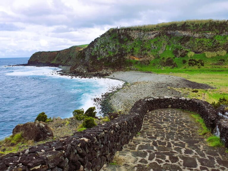 Terceira Island Half Day Hiking Trail: Baías da Agualva - Why This Tour is a Great Choice