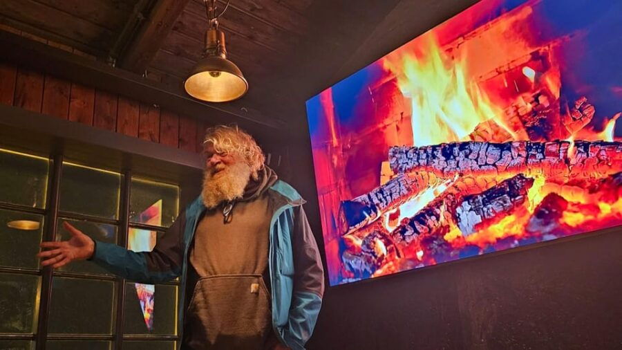 The Icelandic Storyteller - The Setting: A Traditional Icelandic Baðstofa