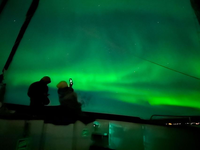 Tromso: Luxury Northern Lights Cruise with Hot Tub & Dinner - Itinerary Breakdown
