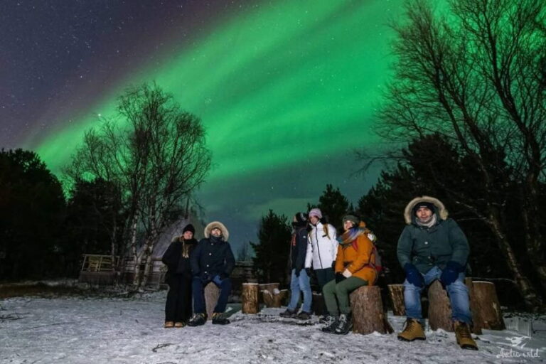 Tromsø: Northern Lights Chase by a comfortable bus - The Sum Up