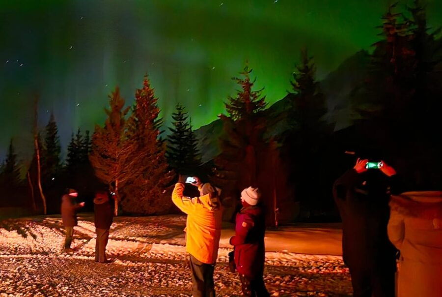 Tromsø: Northern Lights Hunt. Local Guide, Private Basecamp. - Who Will Love This Tour?