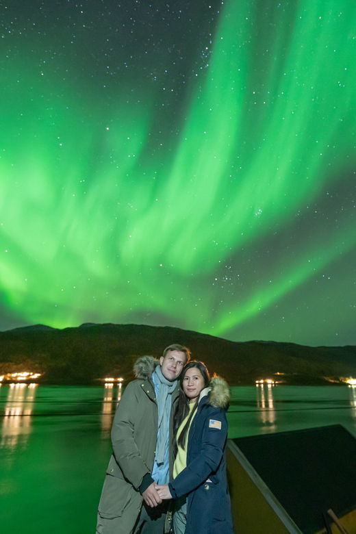 Tromsø:Northern Lights Tour with Photo and Suits.Local Guide - What to Expect from This Northern Lights Tour
